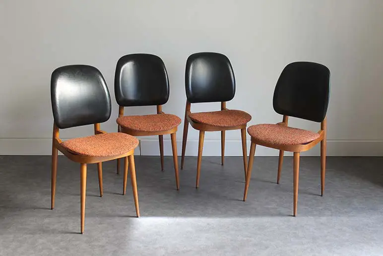 4 CHAISES BAUMANN MODELE PEGASE 2